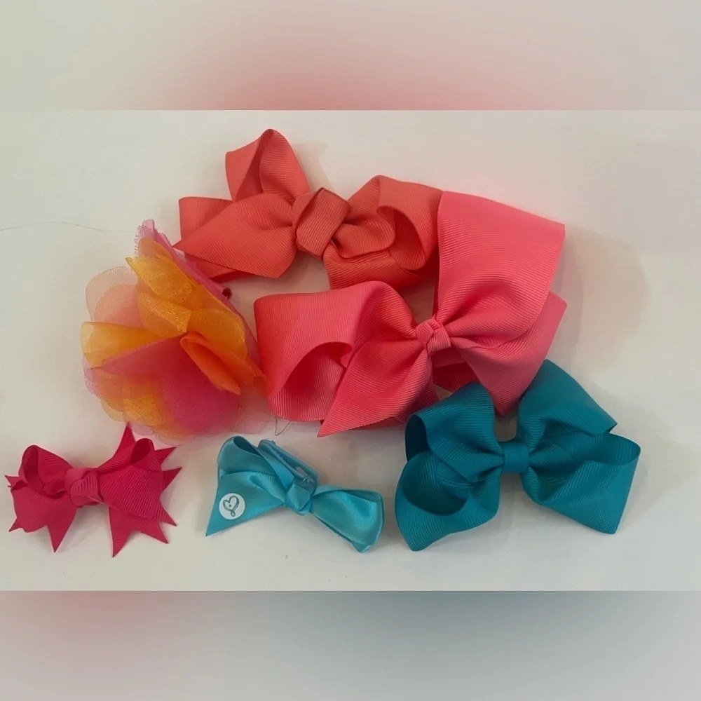 Baby/toddler girl hair bow bundle-28 items total bows headbands